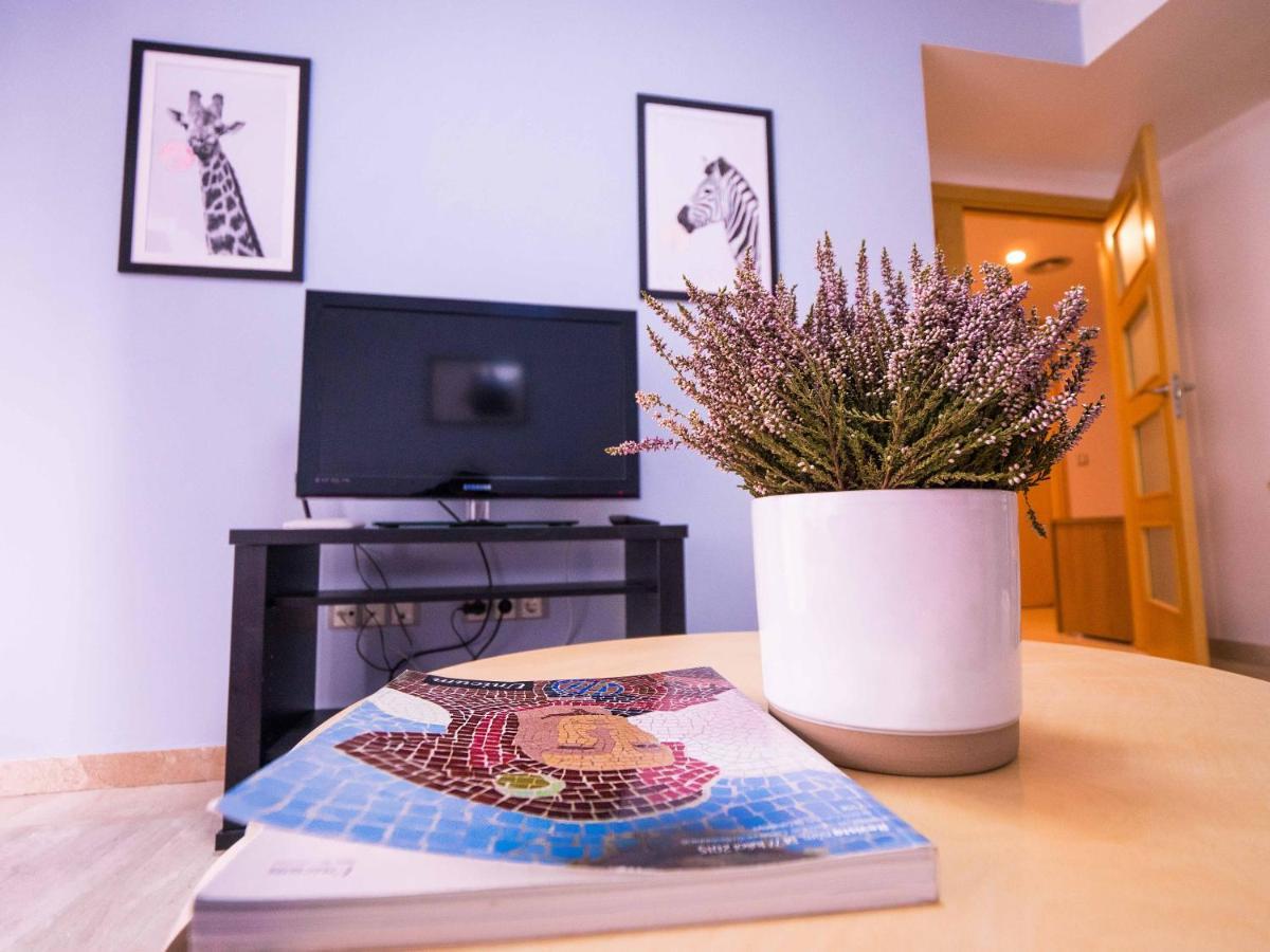 Two Bedroom Stylish Studio, 5 Minutes Walk From The Beach Lloret de Mar Eksteriør bilde